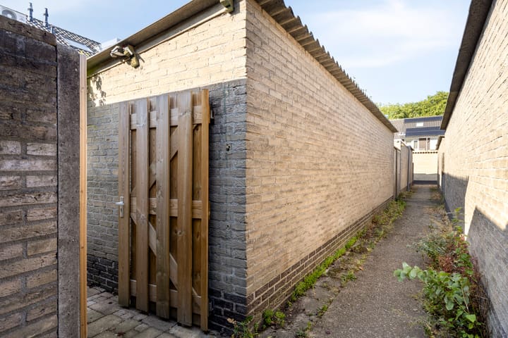 Foto 32 van Wieringermeerlaan 14