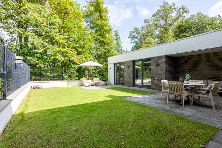 Foto 24 van Larikslaan 25