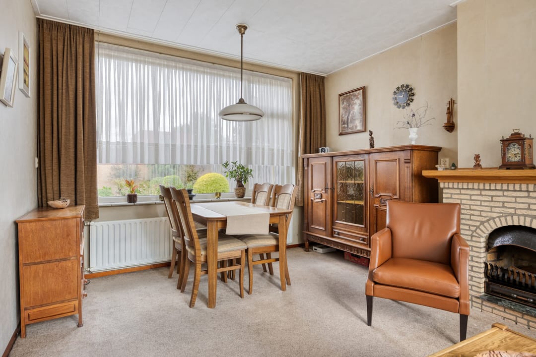 Photo 11 of Julianastraat 22