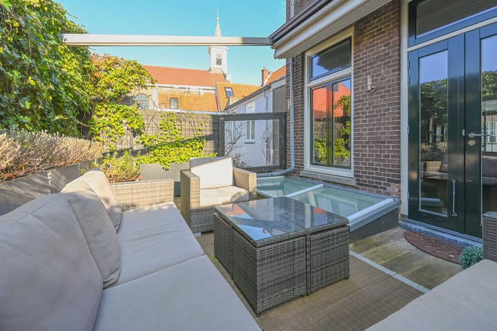 Photo 11 of Nieuwe Groenmarkt 24-A