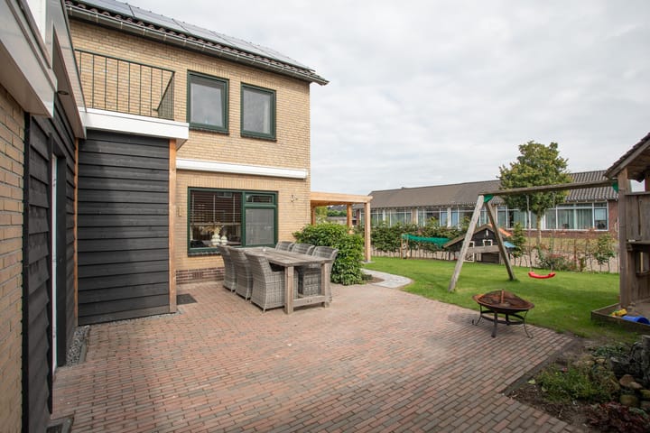 Foto 36 van Henry Dunantstraat 1