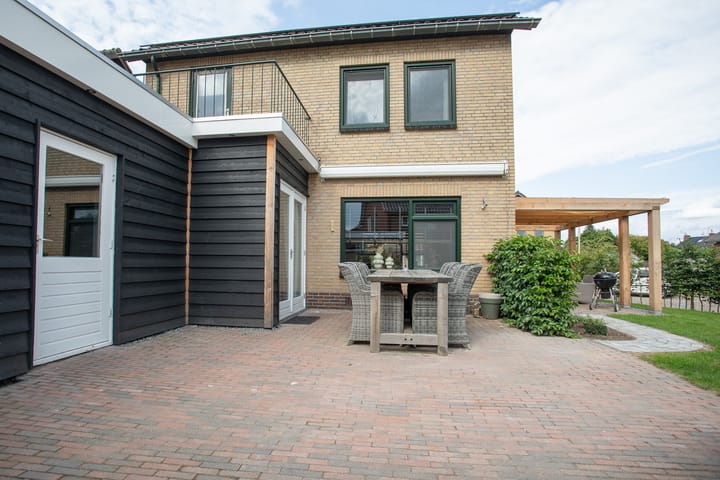 Foto 42 van Henry Dunantstraat 1