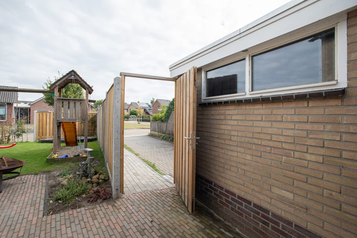 Foto 44 van Henry Dunantstraat 1