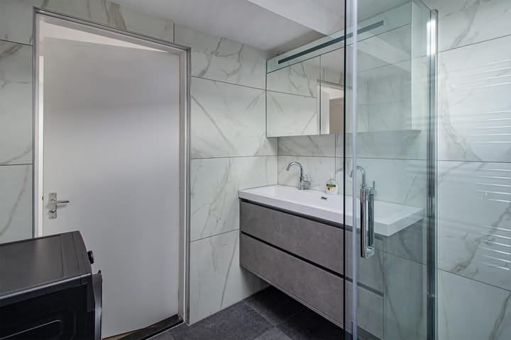 Photo 14 of Paramaribostraat 4