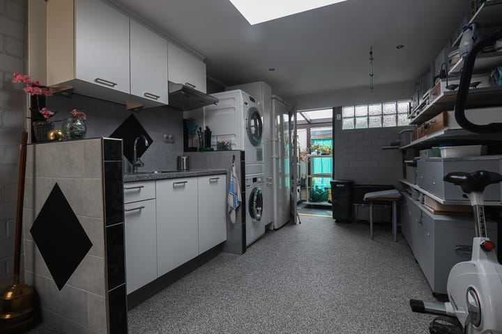 Foto 19 van Strijthagenweg 124