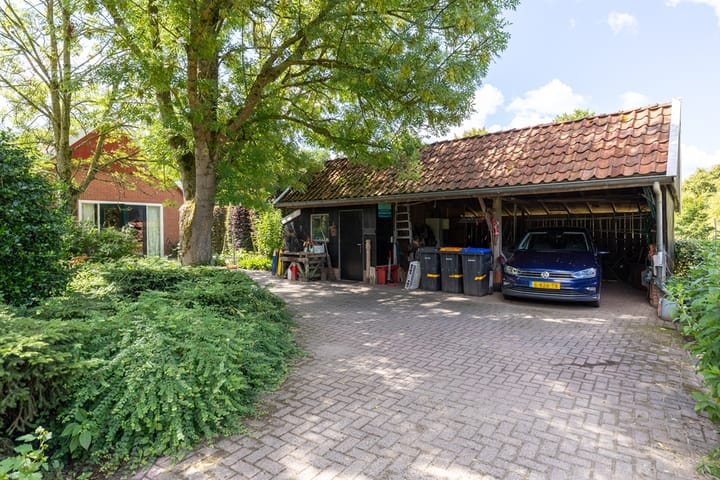 Photo 63 of Pasweg 1