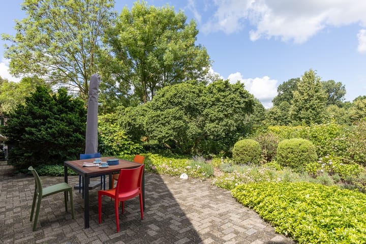 Photo 71 of Pasweg 1