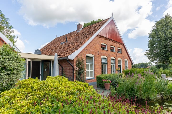 Photo 75 of Pasweg 1