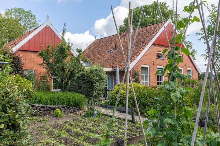 Photo 80 of Pasweg 1