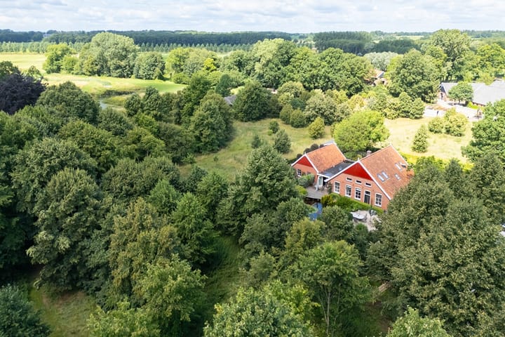 Photo 87 of Pasweg 1