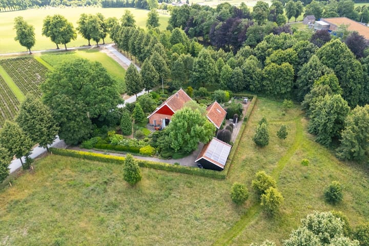 Photo 88 of Pasweg 1