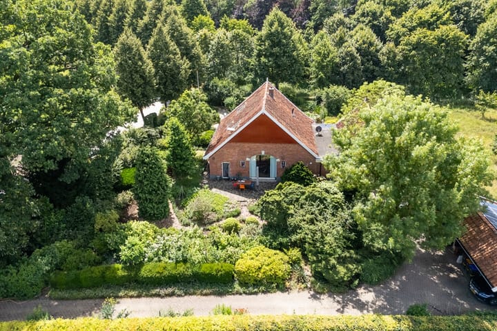 Photo 94 of Pasweg 1