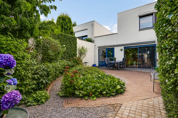 Photo 4 of Jonker Ravestraat 15