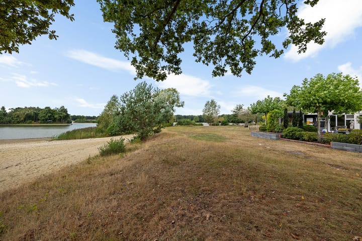 Photo 33 of Ermerzand 146