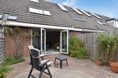 Venus 79 secondary image