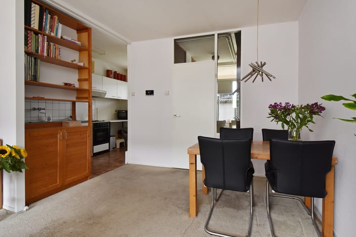 Foto 12 van Venus 79