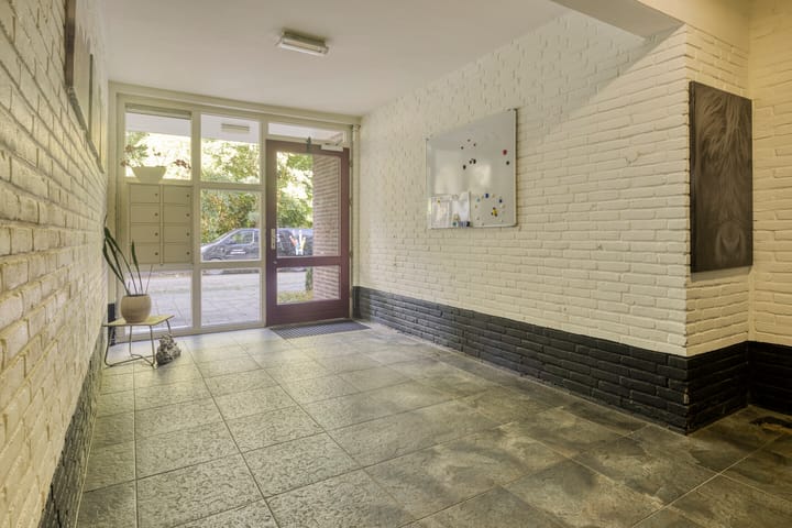 Photo 15 of Johan Wagenaarstraat 16-D