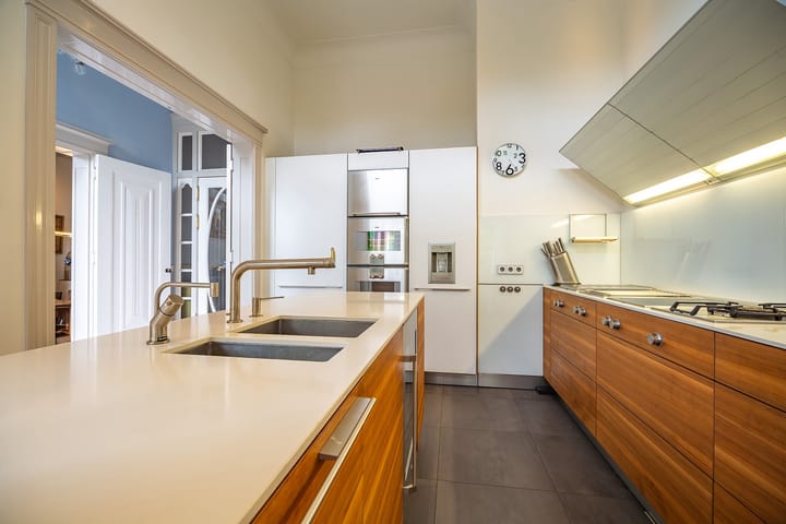 Photo 23 of van Beverninghlaan 36