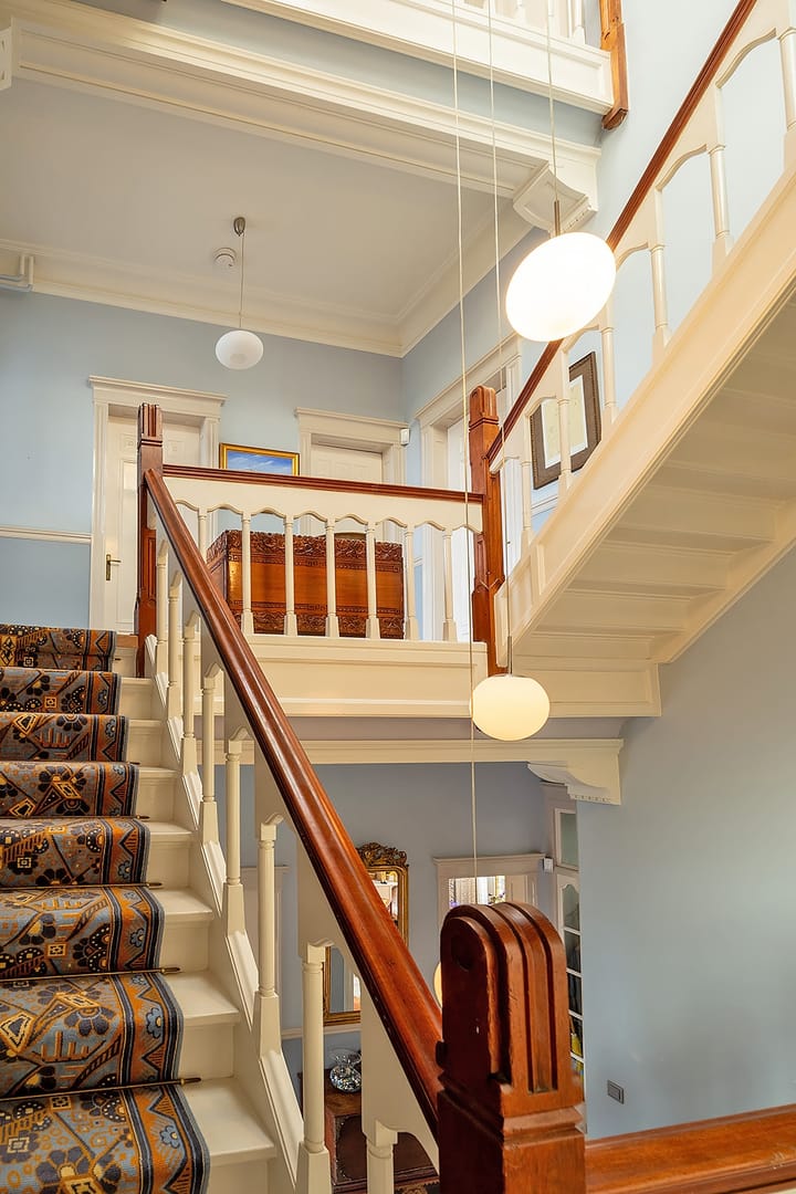 Photo 32 of van Beverninghlaan 36