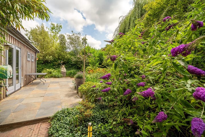 Photo 54 of van Beverninghlaan 36