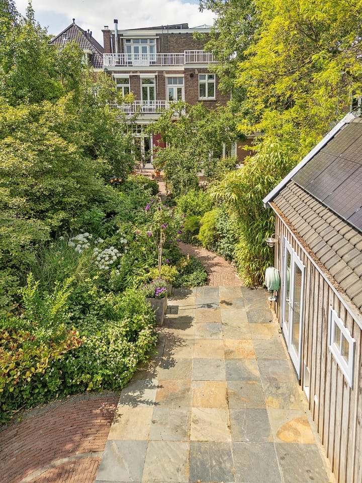 Photo 55 of van Beverninghlaan 36