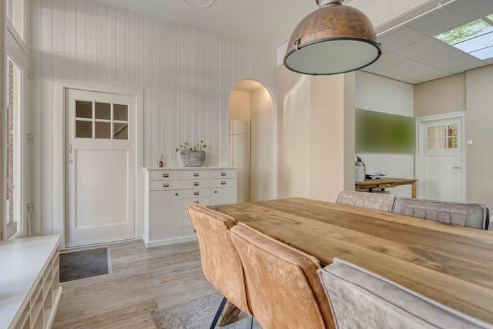 Photo 11 of C.T. Storkstraat 29