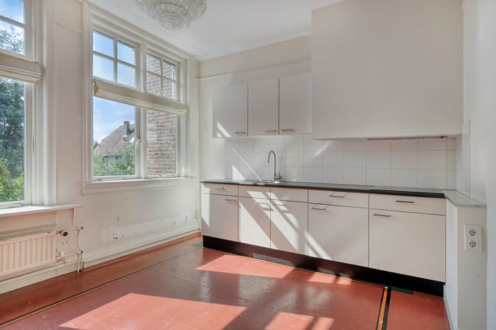 Photo 35 of C.T. Storkstraat 29