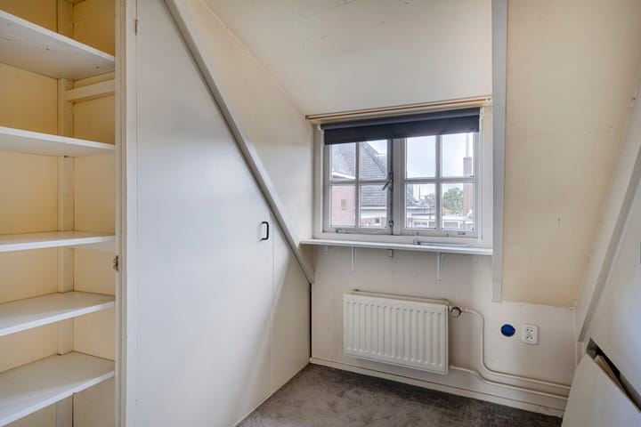 Photo 47 of C.T. Storkstraat 29