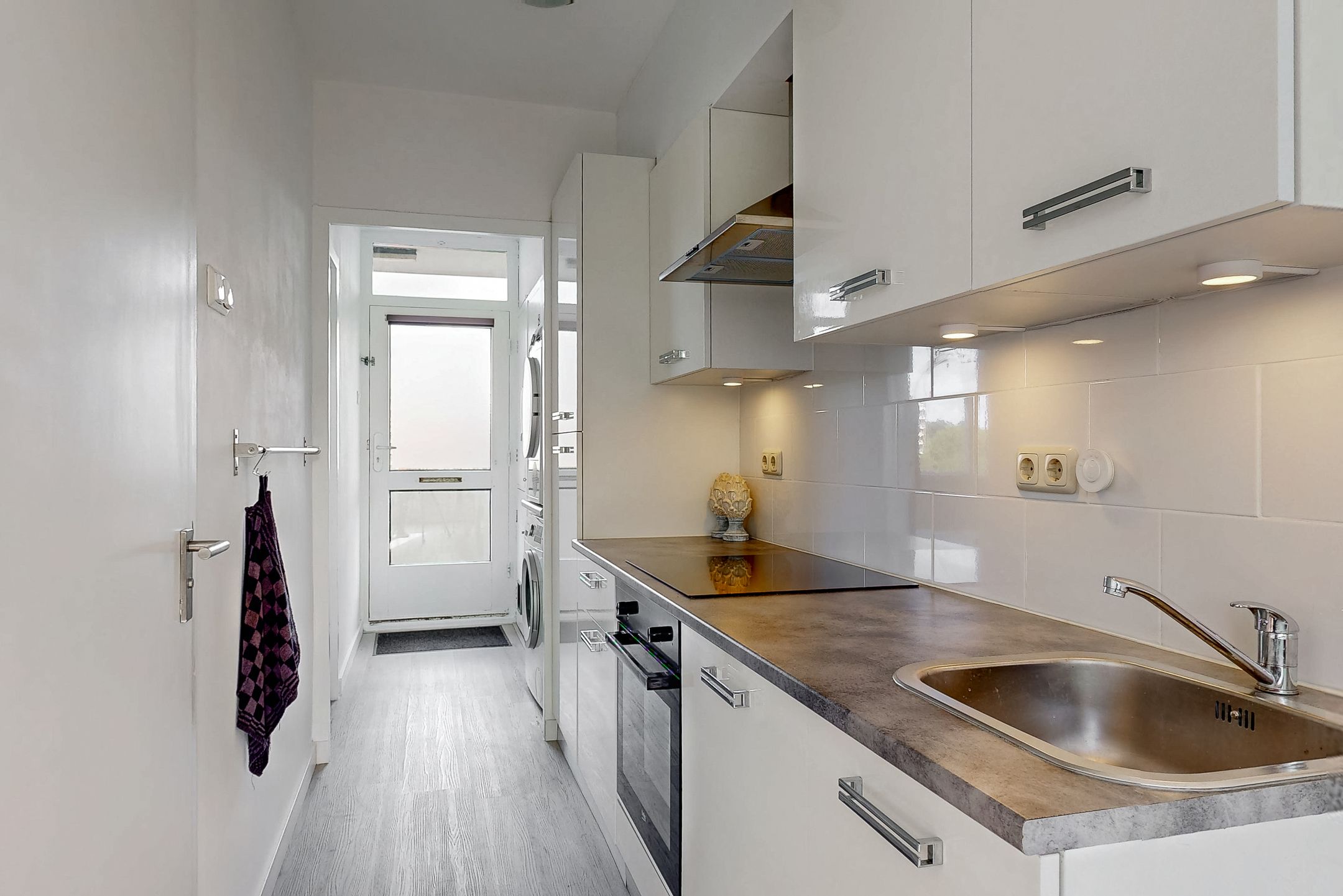 Photo 9 of Van Ostadelaan 460