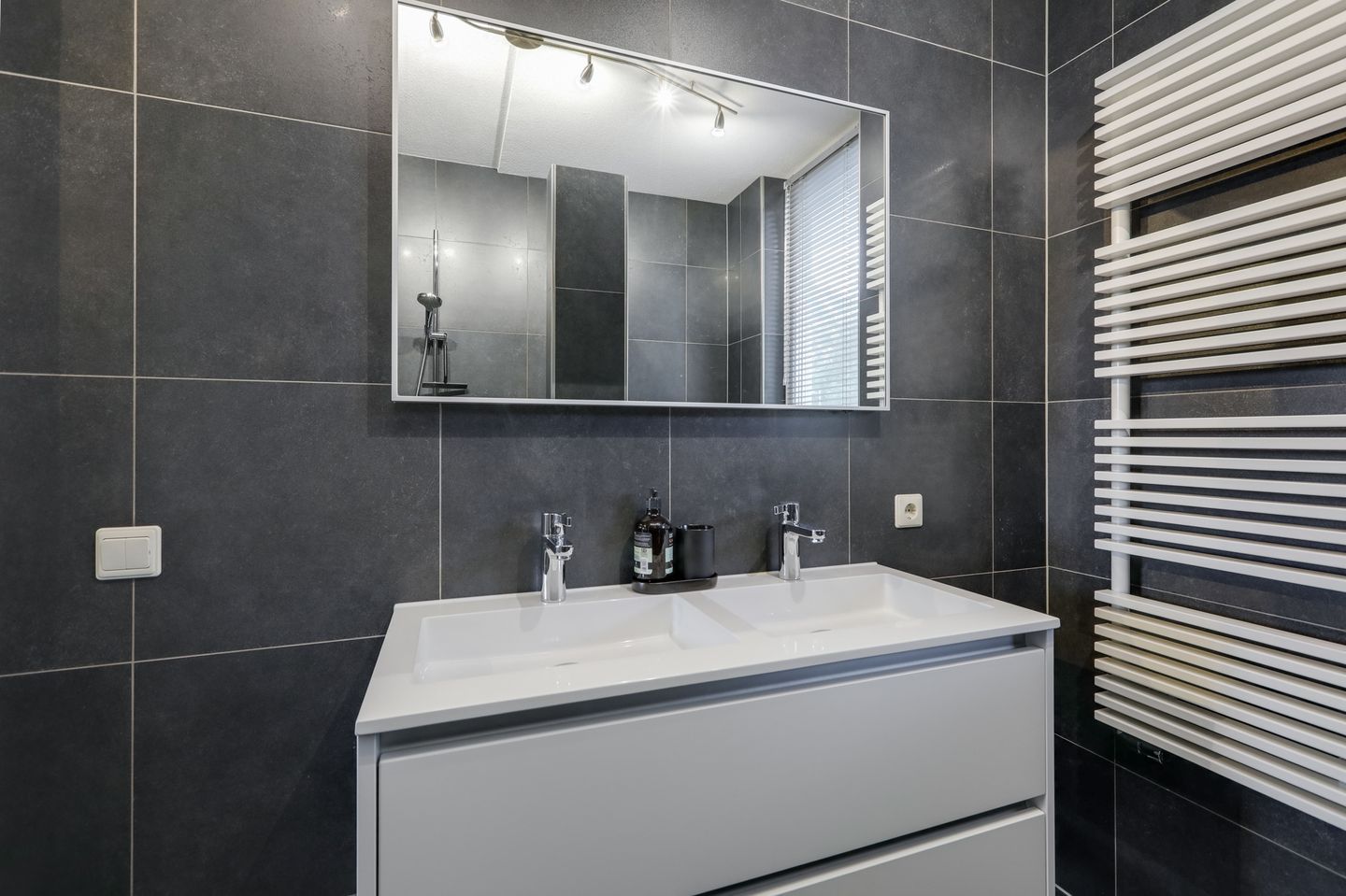 Foto 50 van Asterstraat 42