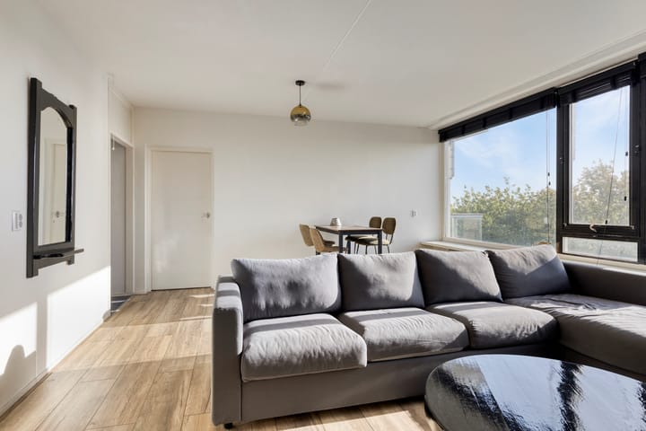 Foto 8 van Mazzinilaan 51