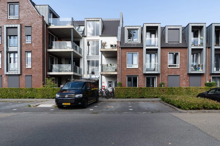 Photo 3 of Ds. Van de Woestijnehof 4