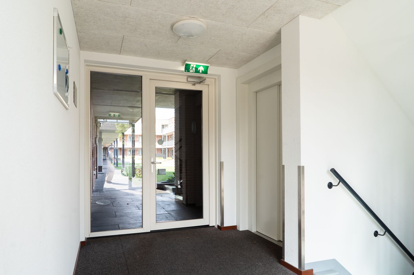 Foto 5 van Ds. Van de Woestijnehof 4