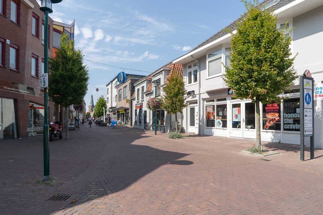 Foto 41 van Ds. Van de Woestijnehof 4