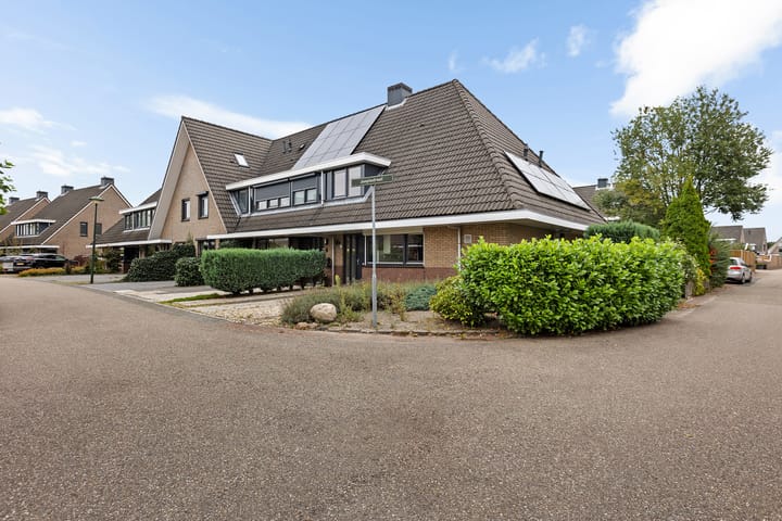 Foto 1 van Jaspisdreef 2