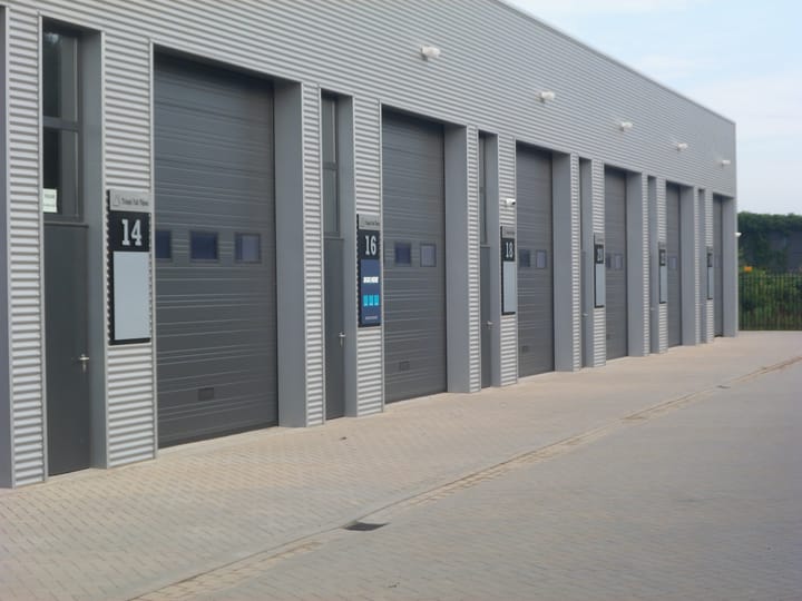 Nassau Dwarsstraat 14