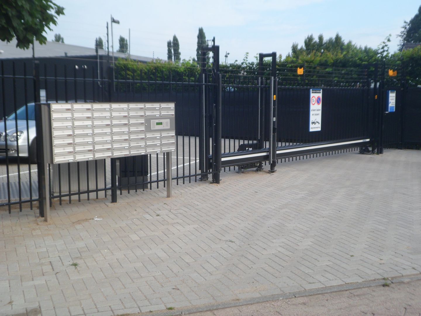 View photo 4 of Nassau Dwarsstraat 14
