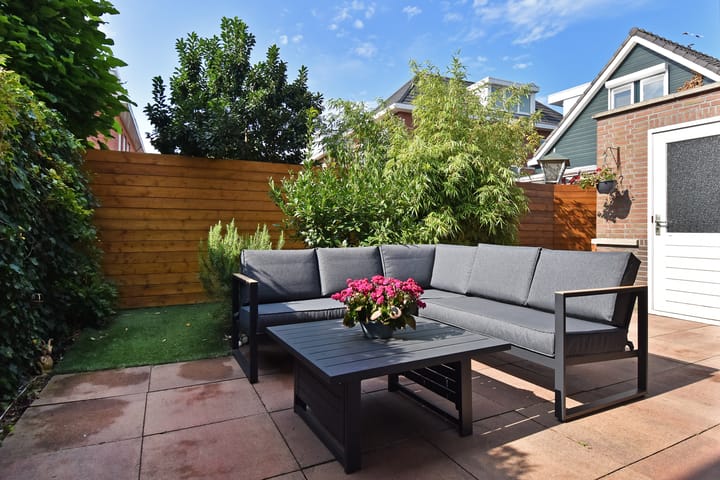 Photo 2 of Sint Willibrordusstraat 37