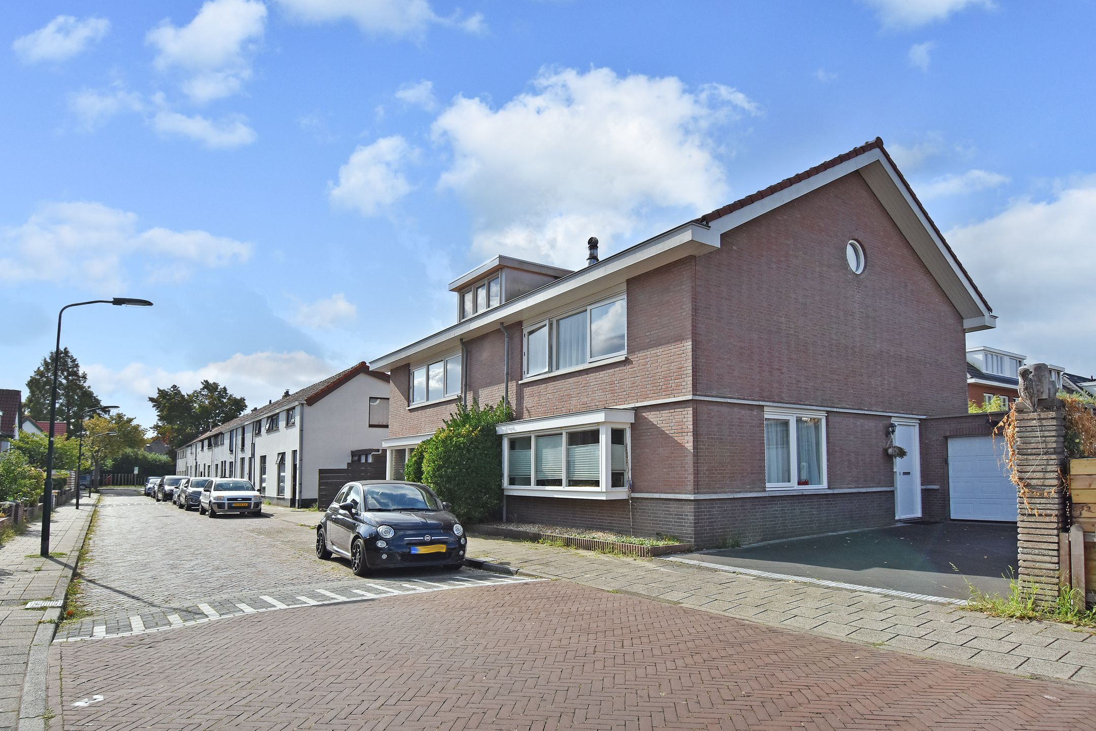 Photo 6 of Sint Willibrordusstraat 37