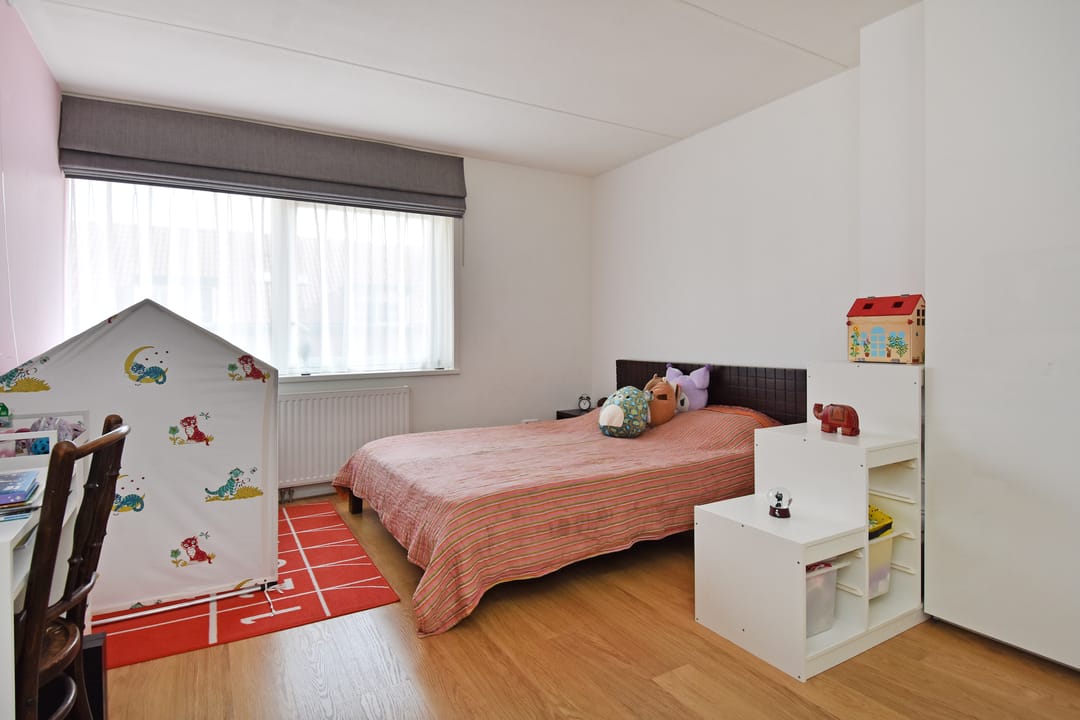 Photo 31 of Sint Willibrordusstraat 37