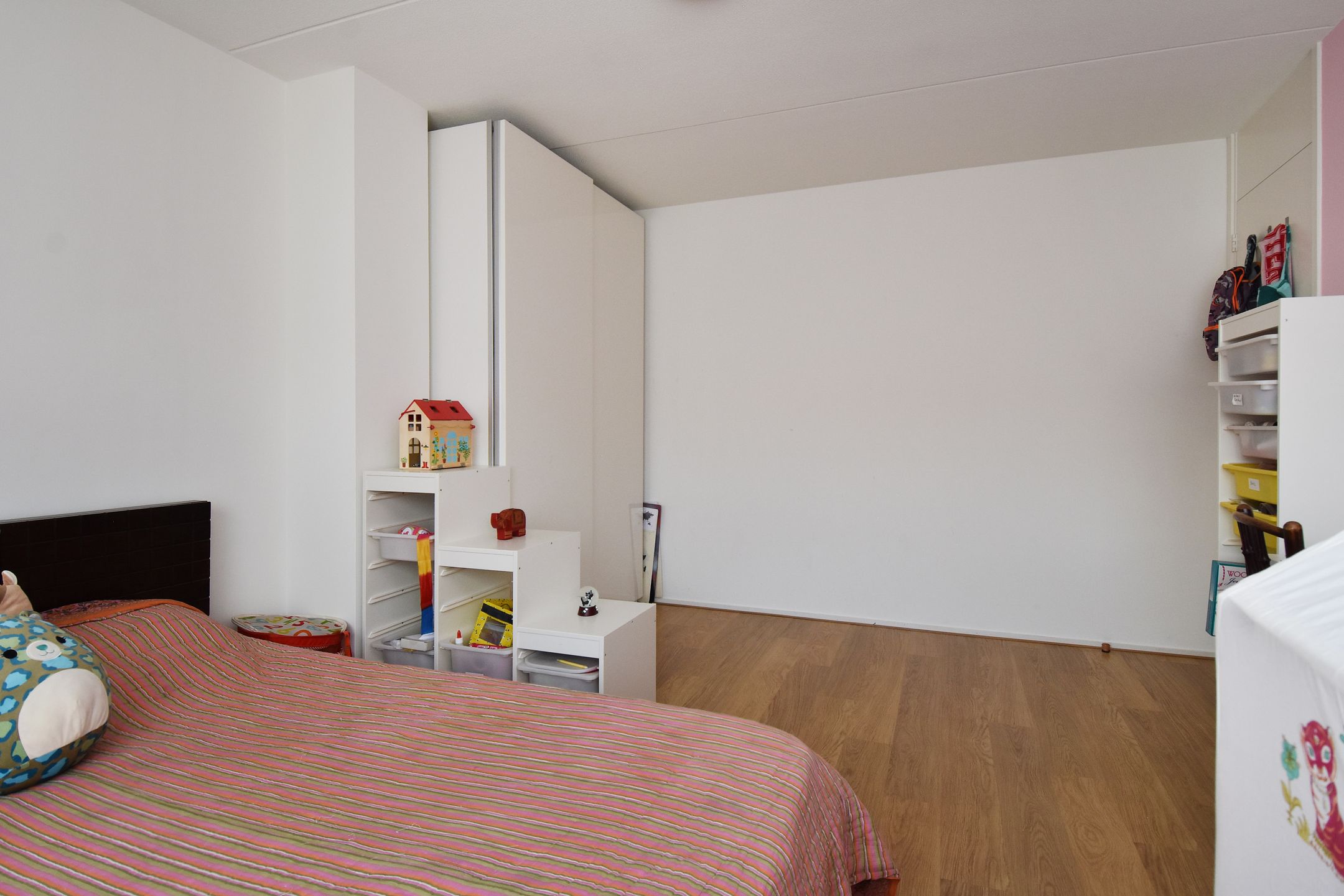 Photo 33 of Sint Willibrordusstraat 37