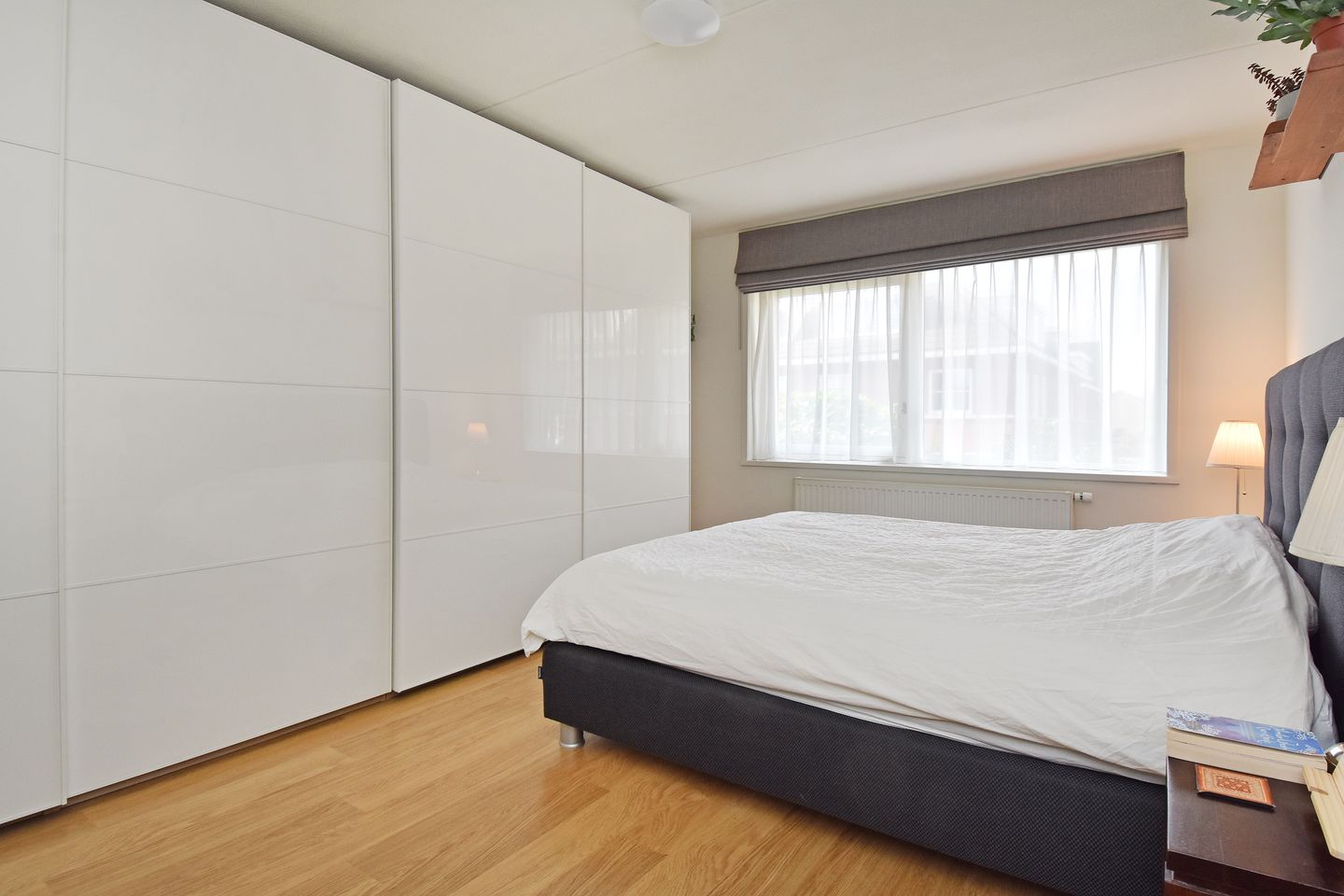 Photo 35 of Sint Willibrordusstraat 37