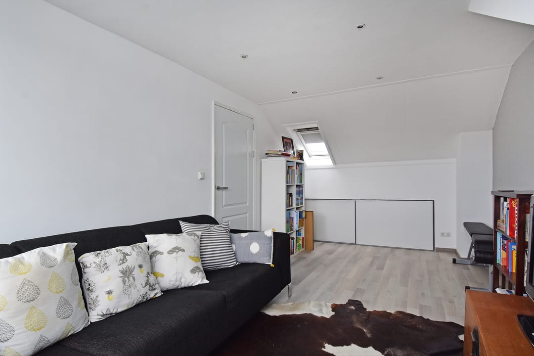 Photo 47 of Sint Willibrordusstraat 37