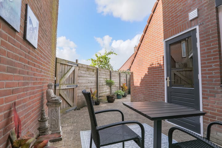 Foto 2 van Kweekwal 22