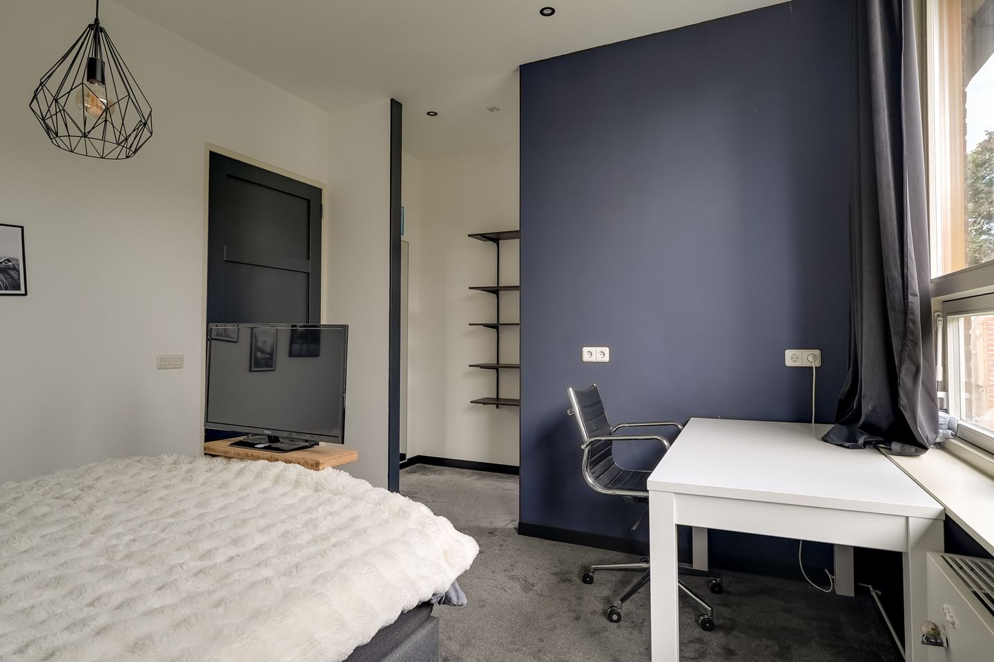 Foto 29 van Burgemeester Hoogenboomlaan 11