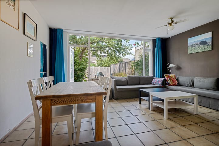 Foto 3 van Maanzaaderf 12