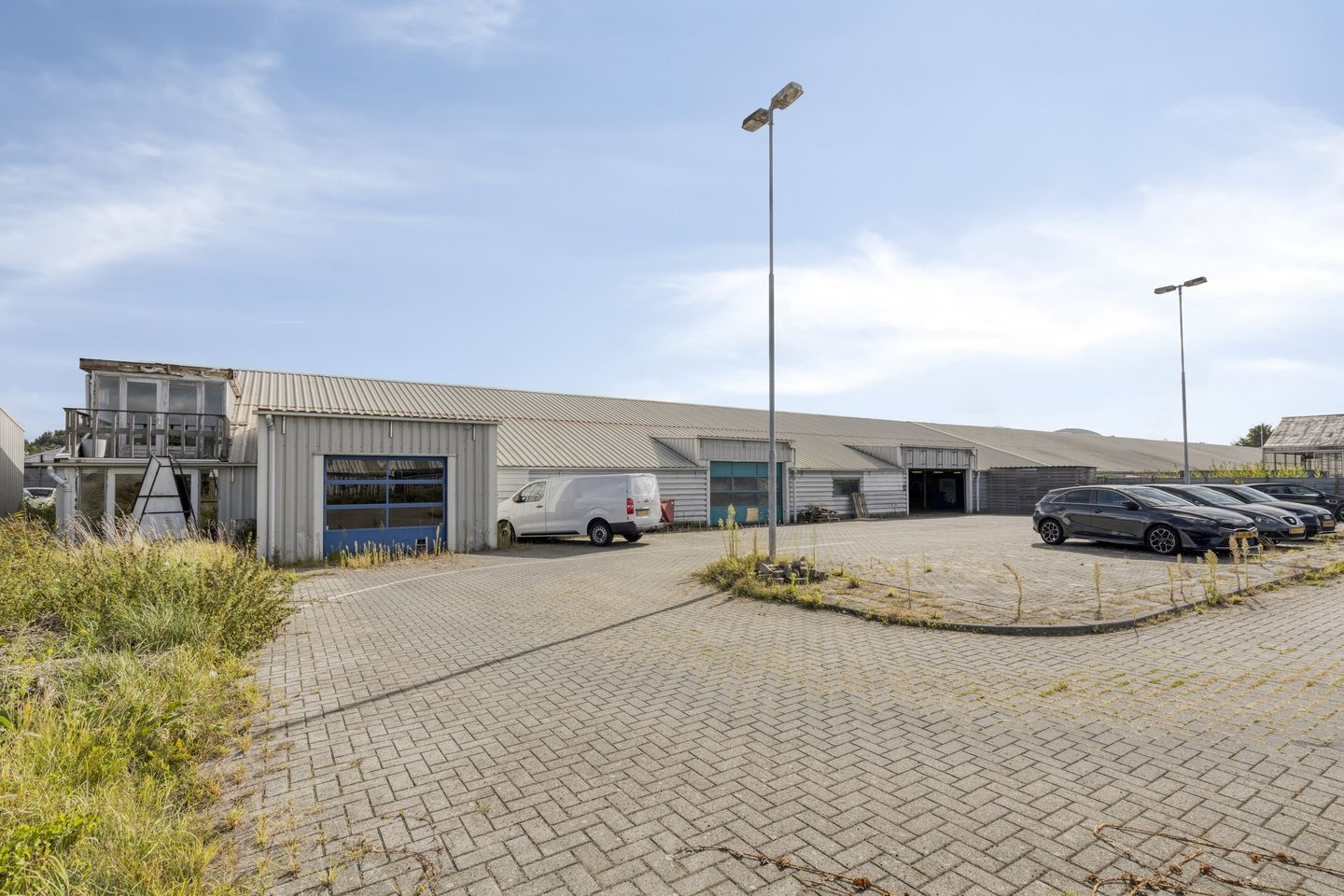 View photo 1 of Aalsmeerderweg 497-A