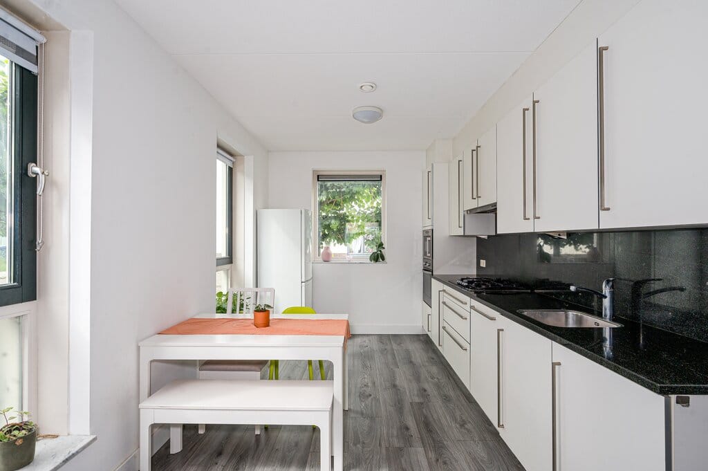 Photo 16 of Tom Welsstraat 18