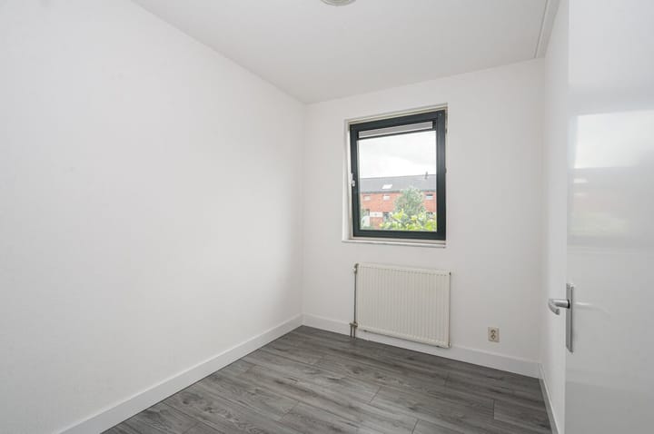 Foto 27 van Tom Welsstraat 18