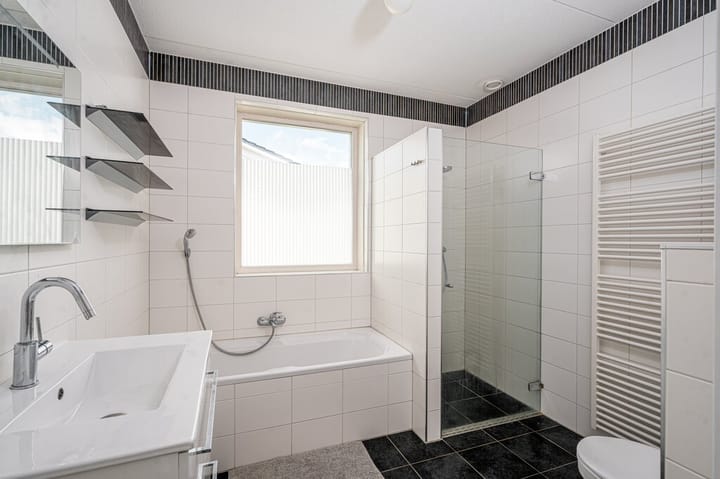 Foto 29 van Tom Welsstraat 18